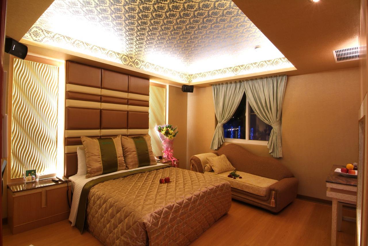 Cai-Lai Motel Yangmei Esterno foto